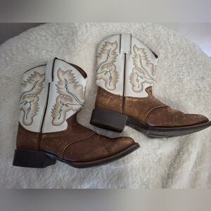Justin Kids White and Brown Boots Size 13.5.
